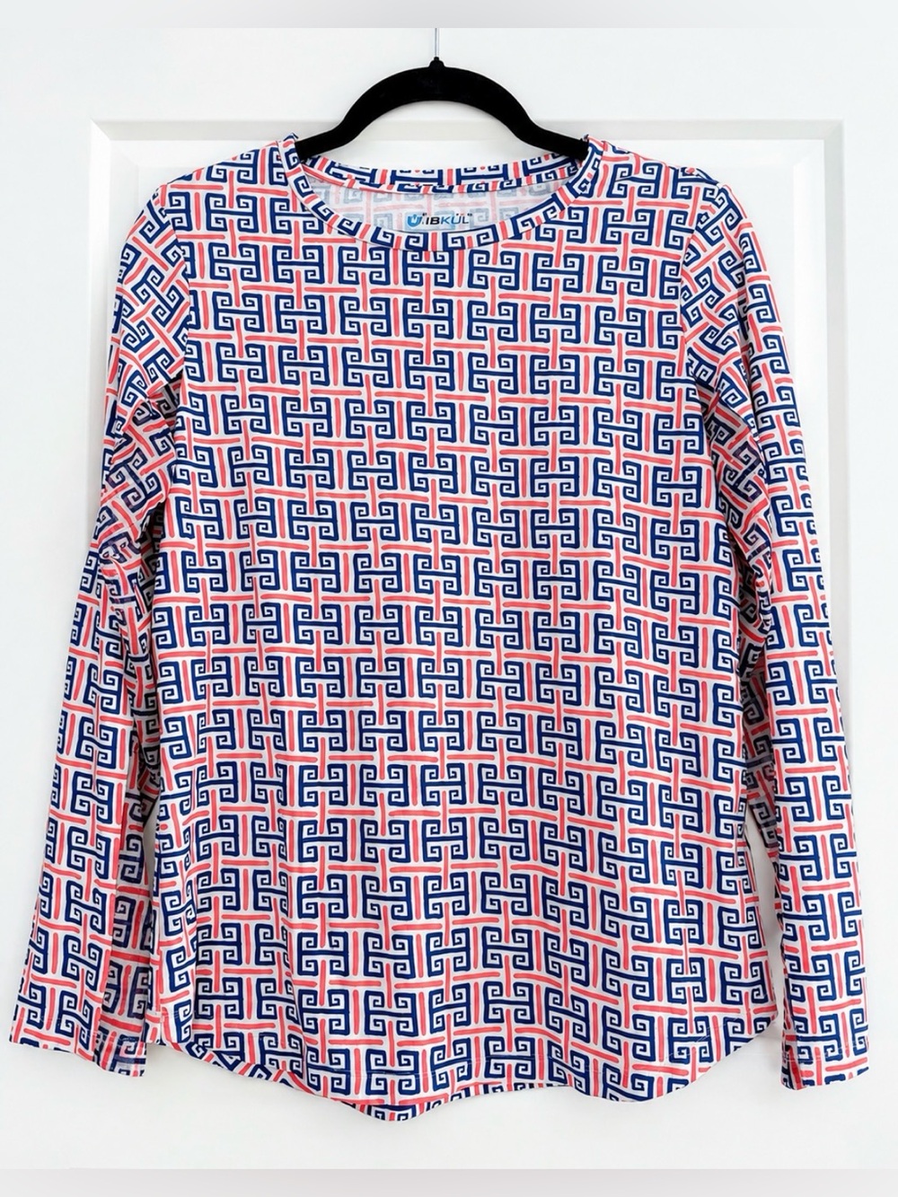 EUC IBKUL Women’s Long Sleeve Moisture Wicking UPF50+ Sun Protection Top, Medium